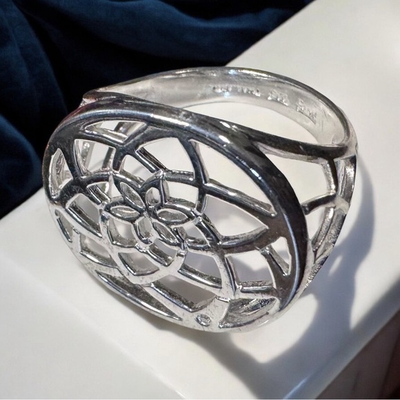 Flower of Life Sterling Silver Ring (6) - Picture 4 of 8